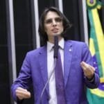 O Projeto de Lei 2517/24 estabelece diretrizes para a proteção da privacidade dos cidadãos em ambiente virtual