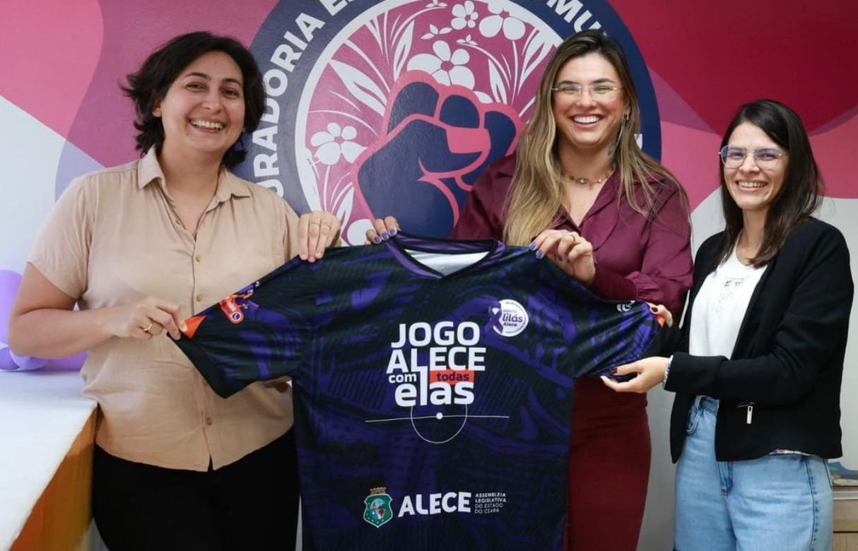 Assembleia promove jogo com estrelas na Messejana em alusão ao Agosto Lilás
