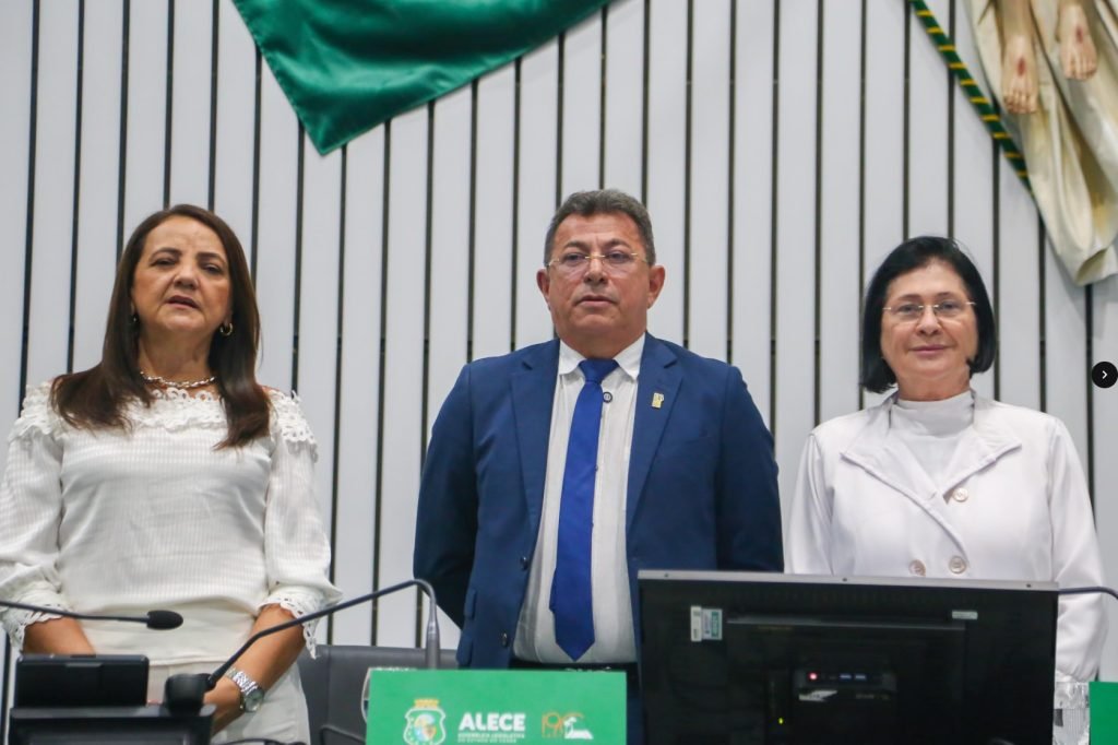 Assembleia homenageia os 38 anos de emancipação de Pindoretama com valorização da história do município