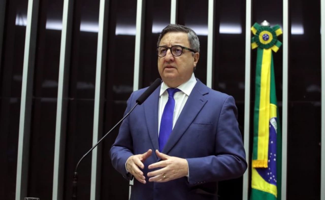 Câmara aprova projeto que proíbe descontos automáticos em aposentadorias do INSS