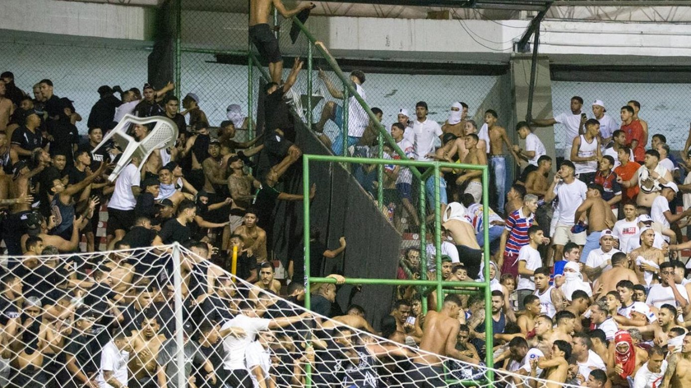 Ministério Público pede proibição das torcidas organizadas de Fortaleza e Ceará em eventos esportivos