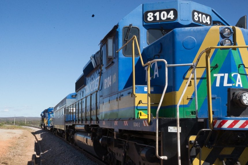 Transnordestina começa a operar com transporte de milho entre Piauí e Ceará