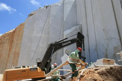 Rochas de Uruoca são destaques nas exportações do Ceará para a Europa.