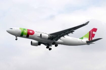 Aeronave da TAP Air Portugal em operação internacional, companhia que ampliará voos entre Fortaleza e Lisboa a partir de outubro.