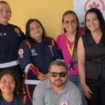 Profissionais do SAMU e representantes da Prefeitura de Cascavel reunidos na inauguração da nova base de apoio do serviço de urgência.