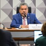 Senador Dr. Hiran durante reunião da Comissão de Fiscalização e Controle do Senado Federal.