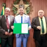 Assinatura de convênio do Procon Alece com municípios do Ceará, incluindo Cascavel e Beberibe.